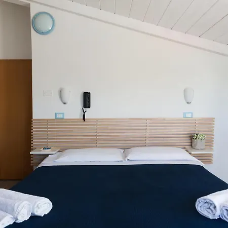 Jolie فندق ريتشيوني